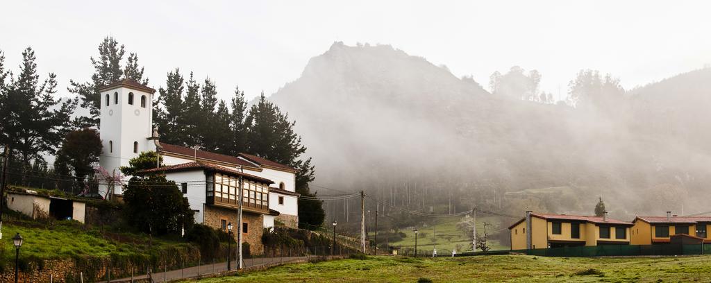 Hotel El Mirador Del Nalon San Roman  ภายนอก รูปภาพ